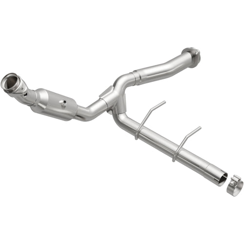 MagnaFlow 2011-2014 Ford F-150 5.0L California Grade CARB Compliant Direct-Fit Catalytic Converter 5551139