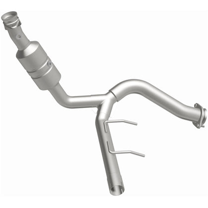 MagnaFlow California Grade CARB Compliant Direct-Fit Catalytic Converter 5551418