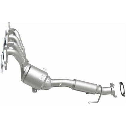 MagnaFlow 2014-2015 Ford Transit Connect 2.5L California Grade CARB Compliant Direct-Fit Manifold Catalytic Converter 5551444