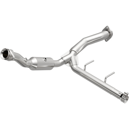 MagnaFlow 2015-2017 Ford F-150 3.5L California Grade CARB Compliant Direct-Fit Catalytic Converter 5551469