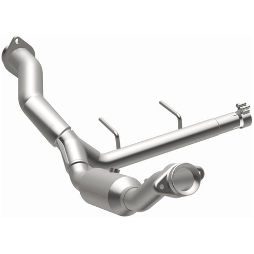 MagnaFlow 2015-2017 Ford F-150 3.5L California Grade CARB Compliant Direct-Fit Catalytic Converter 5551469