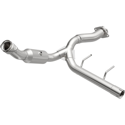 MagnaFlow 2015-2016 Ford F-150 5.0L California Grade CARB Compliant Direct-Fit Catalytic Converter 5551470