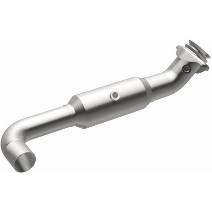 MagnaFlow 2010-2014 Ford F-150 6.2L California Grade CARB Compliant Direct-Fit Catalytic Converter 5551520