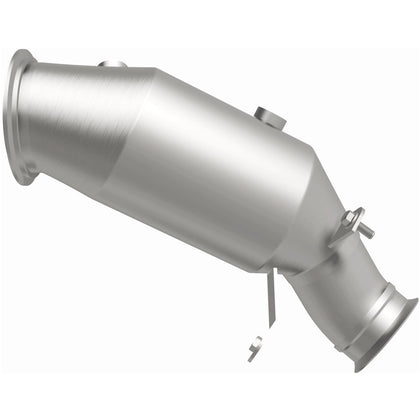 MagnaFlow California Grade CARB Compliant Direct-Fit Catalytic Converter 5551645