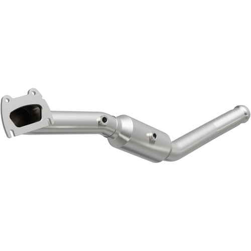 MagnaFlow 2011-2012 Dodge Durango 3.6L / 2011-2012 Jeep Grand Cherokee 3.6L California Grade CARB Compliant Direct-Fit Catalytic Converter 5551737