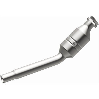 MagnaFlow 2010-2012 Jaguar XJ 5.0L California Grade CARB Compliant Direct-Fit Catalytic Converter 5561070