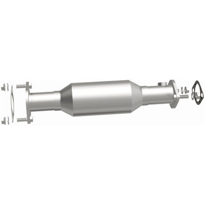 MagnaFlow 2006 Mitsubishi Outlander 2.4L California Grade CARB Compliant Direct-Fit Catalytic Converter 5561407