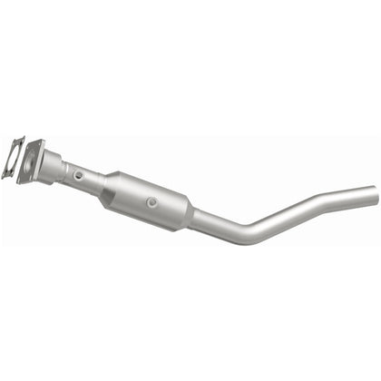 MagnaFlow California Grade CARB Compliant Direct-Fit Catalytic Converter 5561509
