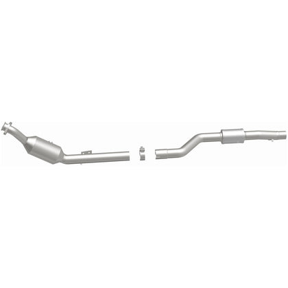 MagnaFlow 2007-2011 Mercedes-Benz S550 Base 5.5L | 2007-2008 Mercedes-Benz CL550 Base 5.5L California Grade CARB Compliant Direct-Fit Catalytic Converter 5561569