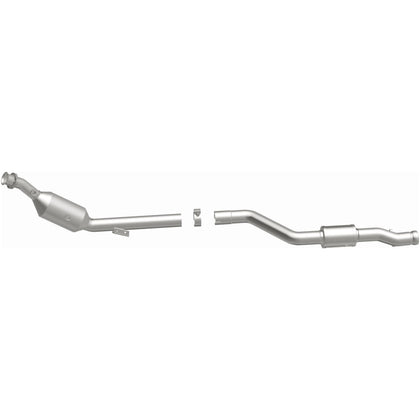 MagnaFlow 2007-2011 Mercedes-Benz S550 Base 5.5L | 2007-2008 Mercedes-Benz CL550 Base 5.5L California Grade CARB Compliant Direct-Fit Catalytic Converter 5561570