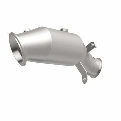 MagnaFlow California Grade CARB Compliant Direct-Fit Catalytic Converter 5561645
