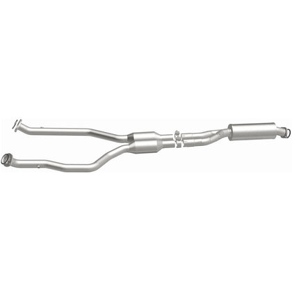 MagnaFlow 2007 Lexus IS250 2.5L California Grade CARB Compliant Direct-Fit Catalytic Converter 5571071