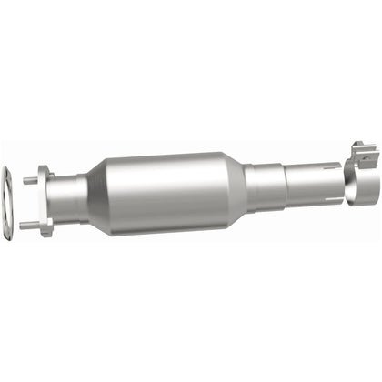 MagnaFlow 2012-2013 Mazda 3 2.0L California Grade CARB Compliant Direct-Fit Catalytic Converter 5571146