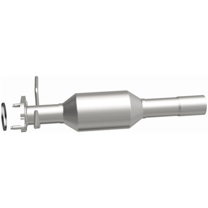 MagnaFlow 2005-2007 Ford Focus 2.0L | 2005-2007 Ford Focus 2.3L California Grade CARB Compliant Direct-Fit Catalytic Converter 5571196