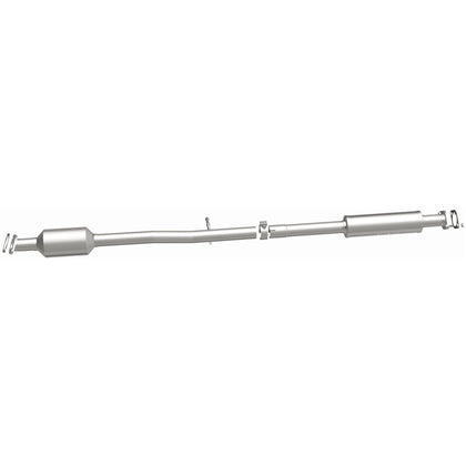 MagnaFlow 2014-2015 Hyundai Tucson 2.4L California Grade CARB Compliant Direct-Fit Catalytic Converter 5571815