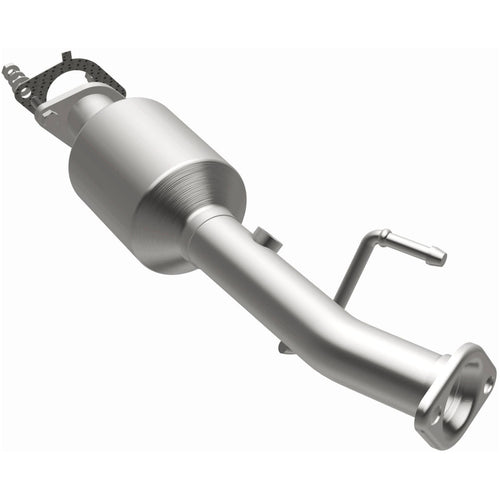 MagnaFlow 2015-2018 Chevrolet City Express 2.0L | 2013-2019 Nissan NV200 2.0L California Grade CARB Compliant Direct-Fit Catalytic Converter 557690