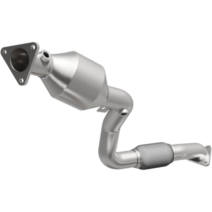MagnaFlow 2010 Audi Q7 3.6L | 2010 Volkswagen Touareg 3.6L California Grade CARB Compliant Direct-Fit Catalytic Converter 5582586