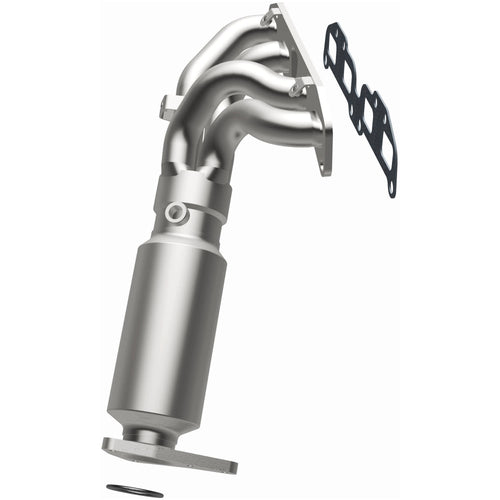 MagnaFlow 2009-2012 Suzuki Equator 2.5L | 2005-2016 Nissan Frontier 2.5L California Grade CARB Compliant Direct-Fit Manifold Catalytic Converter 5582596