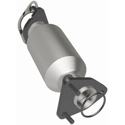 MagnaFlow California Grade CARB Compliant Direct-Fit Catalytic Converter 5582665