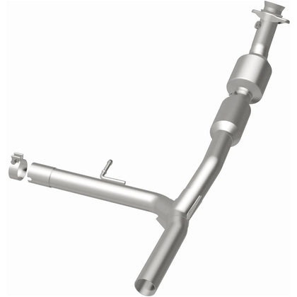MagnaFlow 2004 Ford F-150 5.4L California Grade CARB Compliant Direct-Fit Catalytic Converter 5582706