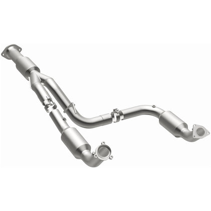 MagnaFlow California Grade CARB Compliant Direct-Fit Catalytic Converter 5582812