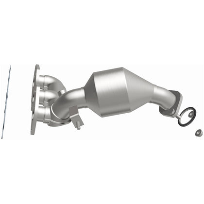 MagnaFlow 2007-2010 Toyota Sienna 3.5L California Grade CARB Compliant Direct-Fit Manifold Catalytic Converter 5582822