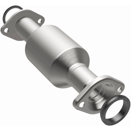 MagnaFlow 2011-2015 Toyota Sienna 3.5L California Grade CARB Compliant Direct-Fit Catalytic Converter 5592546