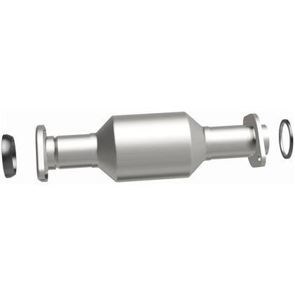 MagnaFlow 2011-2015 Toyota Sienna 3.5L California Grade CARB Compliant Direct-Fit Catalytic Converter 5592546