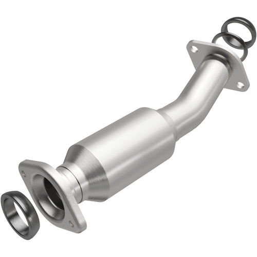 MagnaFlow 2011-2015 Toyota Sienna 3.5L California Grade CARB Compliant Direct-Fit Catalytic Converter 5592549