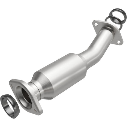 MagnaFlow 2011-2015 Toyota Sienna 3.5L California Grade CARB Compliant Direct-Fit Catalytic Converter 5592549