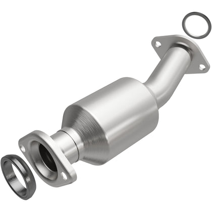 MagnaFlow 2011 Toyota Sienna 3.5L California Grade CARB Compliant Direct-Fit Catalytic Converter 5592557