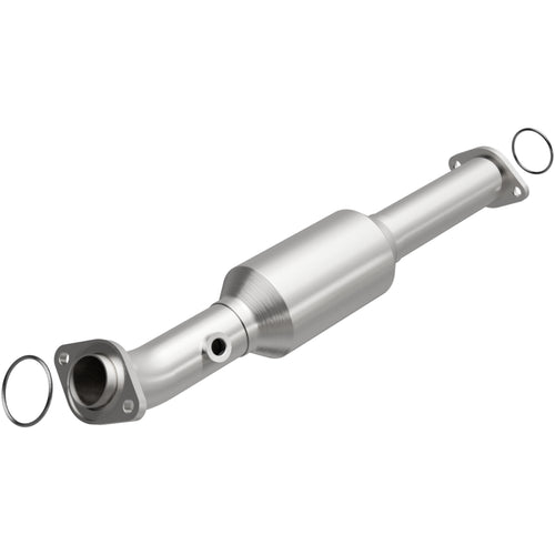 MagnaFlow 2012-2015 Toyota Tacoma 4.0L California Grade CARB Compliant Direct-Fit Catalytic Converter 5592661