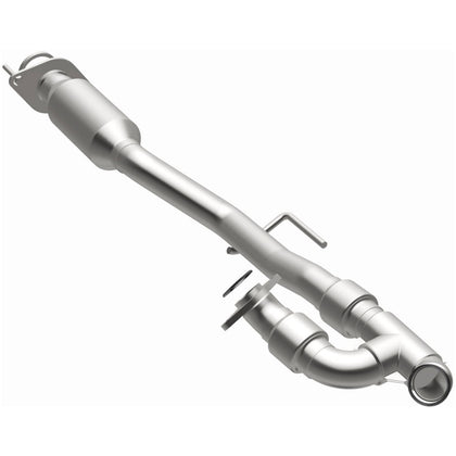 MagnaFlow 2011-2014 Nissan Quest 3.5L California Grade CARB Compliant Direct-Fit Catalytic Converter 5592702