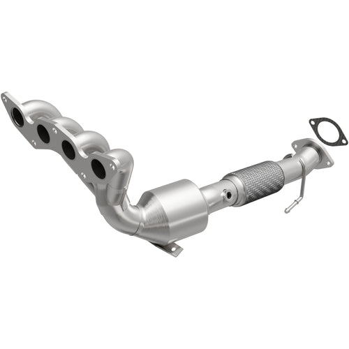 MagnaFlow 2016 Ford Focus 2.0L California Grade CARB Compliant Direct-Fit Manifold Catalytic Converter 5631153