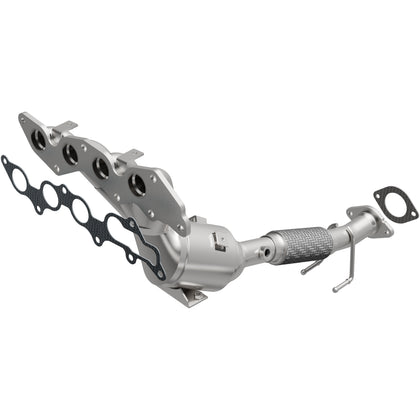 MagnaFlow 2015-2016 Ford C-Max 2.0L California Grade CARB Compliant Direct-Fit Manifold Catalytic Converter 5631186