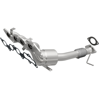 MagnaFlow 2010-2013 Mazda 3 2.0L California Grade CARB Compliant Direct-Fit Manifold Catalytic Converter 5631995