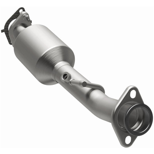 MagnaFlow 2020-2021 Nissan NV200 2.0L California Grade CARB Compliant Direct-Fit Catalytic Converter 6571690