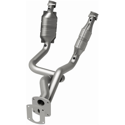 MagnaFlow HM Grade Federal / EPA Compliant Direct-Fit Catalytic Converter 93103