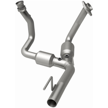MagnaFlow HM Grade Federal / EPA Compliant Direct-Fit Catalytic Converter 93241