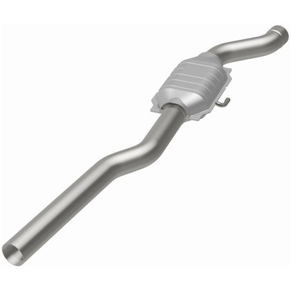 MagnaFlow Standard Grade Federal / EPA Compliant Direct-Fit Catalytic Converter 93276