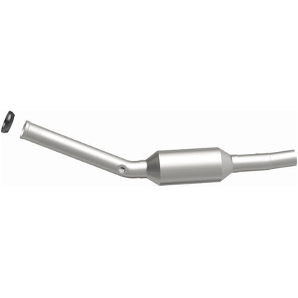 MagnaFlow 2000-2005 Toyota Echo 1.5L / 2004-2006 Scion xA 1.5L HM Grade Federal / EPA Compliant Semi-Direct Fit Catalytic Converter 93300