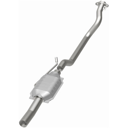 MagnaFlow Standard Grade Federal / EPA Compliant Direct-Fit Catalytic Converter 93301
