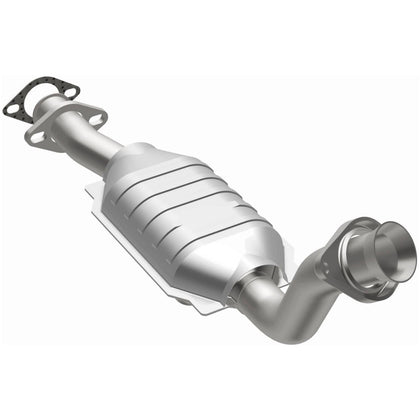 MagnaFlow Standard Grade Federal / EPA Compliant Direct-Fit Catalytic Converter 93385