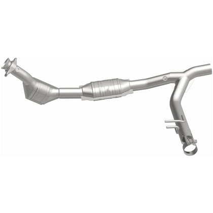 MagnaFlow 1999-2000 Ford F-150 5.4L HM Grade Federal / EPA Compliant Direct-Fit Catalytic Converter 93397