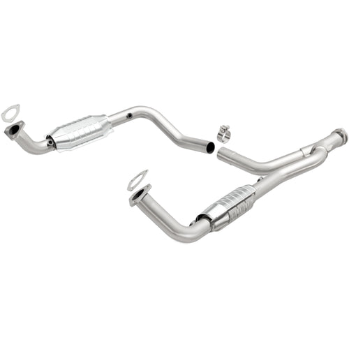 MagnaFlow 1996-2002 Land Rover Range Rover HSE 4.6L | 1996-2000 Land Rover Range Rover 4.0L HM Grade Federal / EPA Compliant Direct-Fit Catalytic Converter 93694
