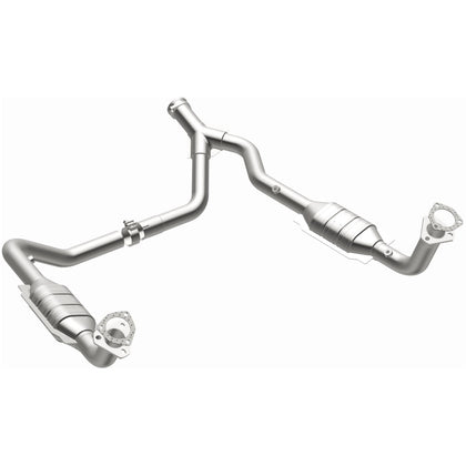 MagnaFlow 1996-2002 Land Rover Range Rover HSE 4.6L | 1996-2000 Land Rover Range Rover 4.0L HM Grade Federal / EPA Compliant Direct-Fit Catalytic Converter 93694