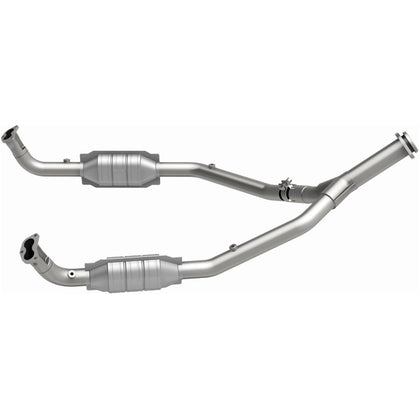 MagnaFlow 1993-1995 Land Rover Range Rover County LWB 4.2L Standard Grade Federal / EPA Compliant Direct-Fit Catalytic Converter 93696