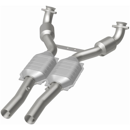 MagnaFlow HM Grade Federal / EPA Compliant Semi-Direct Fit Catalytic Converter 93989