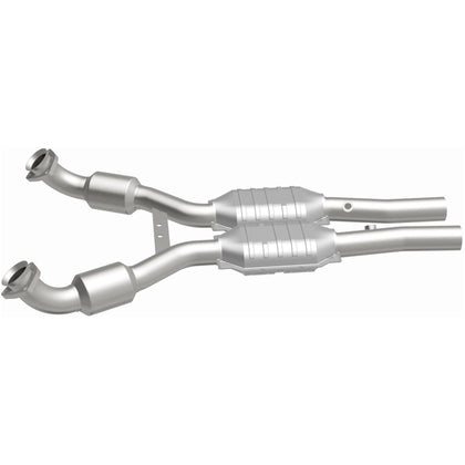 MagnaFlow HM Grade Federal / EPA Compliant Semi-Direct Fit Catalytic Converter 93989