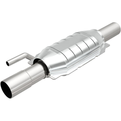 MagnaFlow HM Grade Federal / EPA Compliant Direct-Fit Catalytic Converter 95221